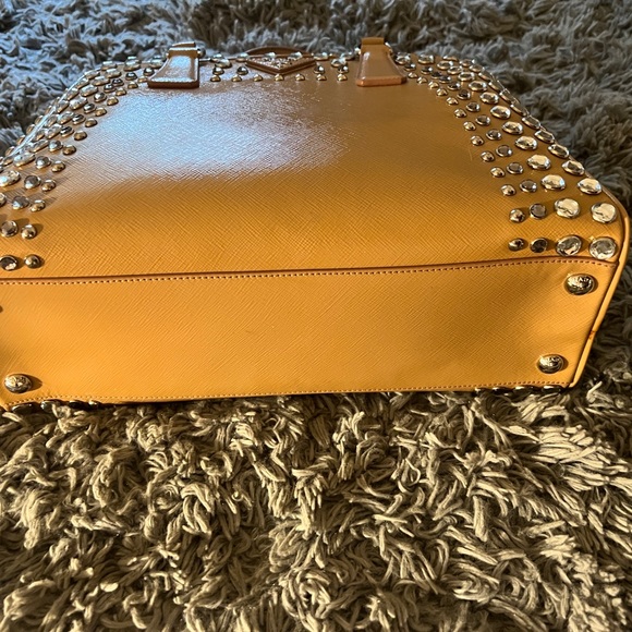 Prada Lux Saffiano bag 🚩PRICE FIRM - Picture 11 of 14